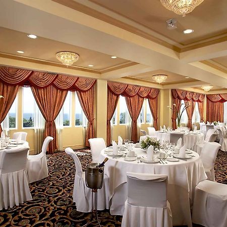 Four Points By Sheraton Toronto Lakeshore ภายนอก รูปภาพ